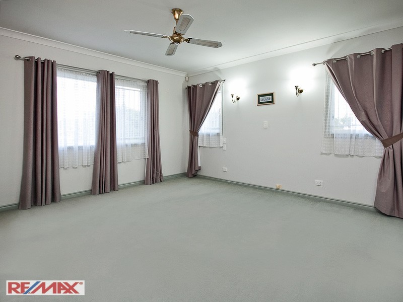 2 Dorchester Court, Murrumba Downs QLD 4503