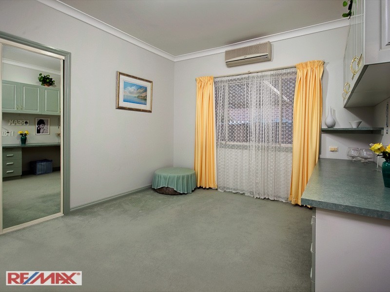 2 Dorchester Court, Murrumba Downs QLD 4503