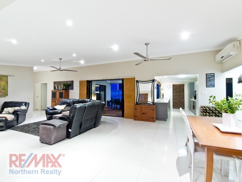 12 Bella Street, Cashmere QLD 4500