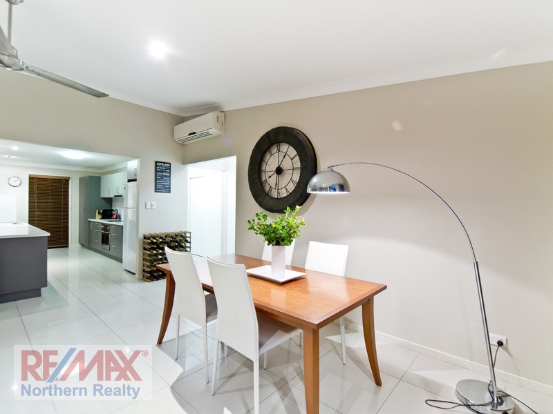 12 Bella Street, Cashmere QLD 4500