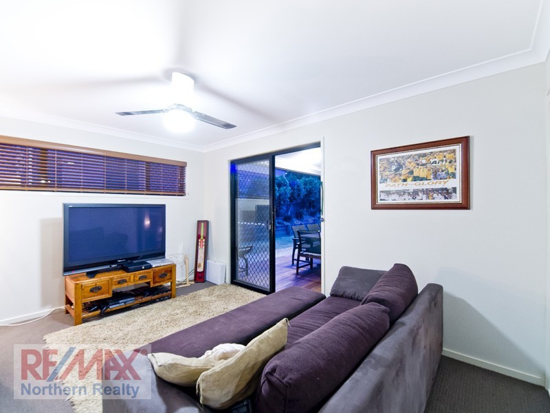 12 Bella Street, Cashmere QLD 4500