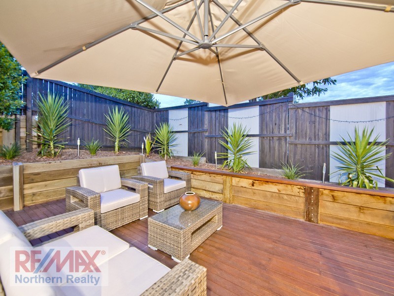 12 Bella Street, Cashmere QLD 4500