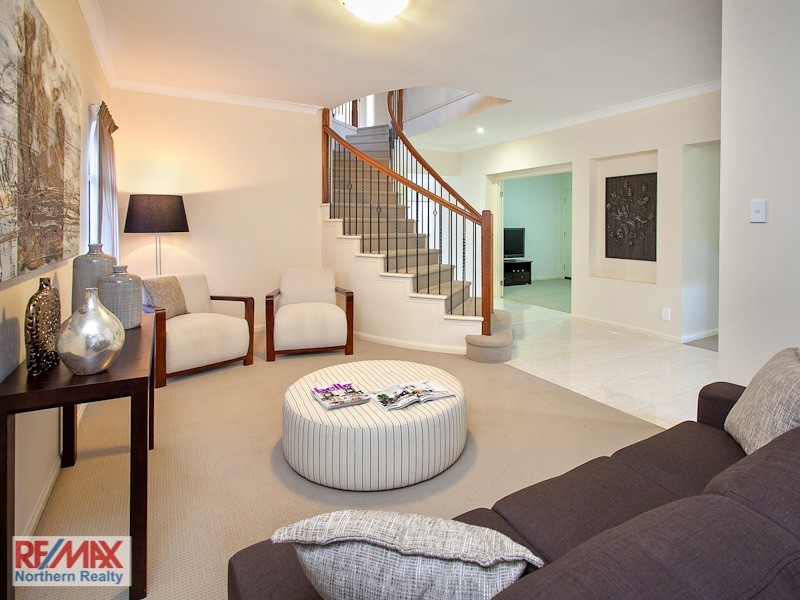 19 Oakwood Road, Warner QLD 4500