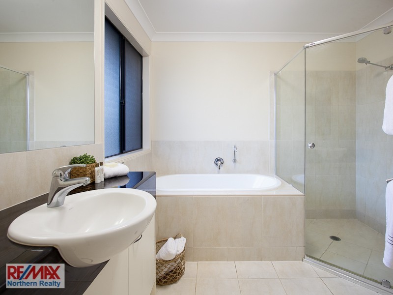 19 Oakwood Road, Warner QLD 4500