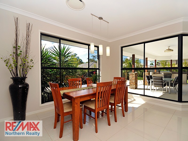 3 Maggie Place, Cashmere QLD 4500