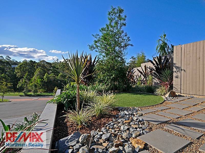 3 Maggie Place, Cashmere QLD 4500