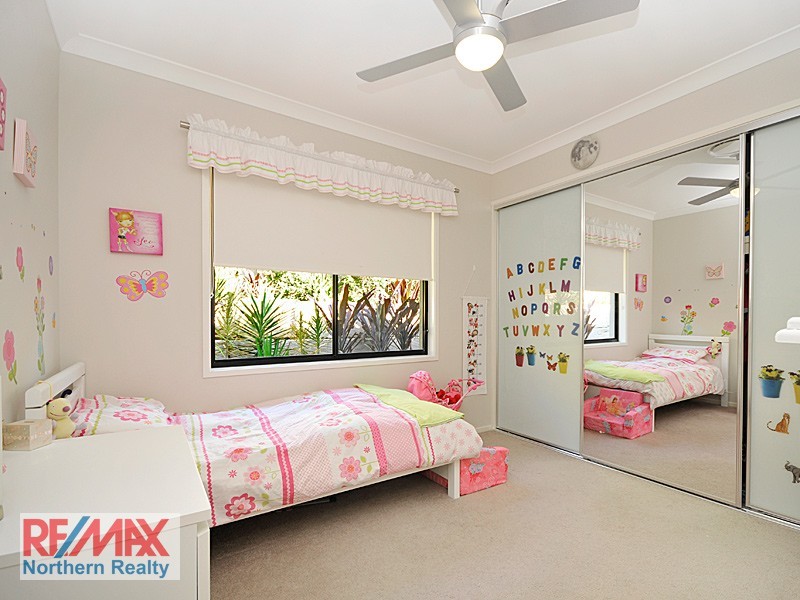 3 Maggie Place, Cashmere QLD 4500