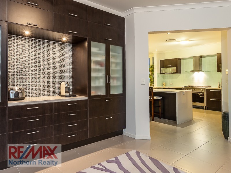 1 Bramwell Court, Cashmere QLD 4500