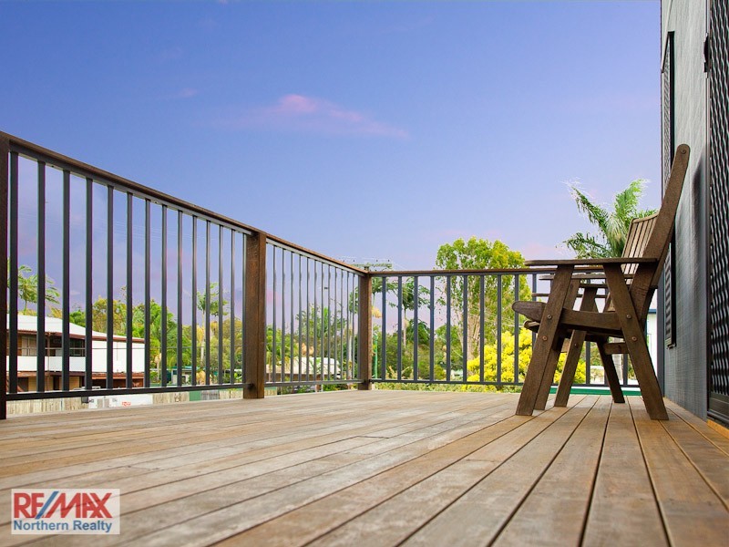 9 Third Avenue, Toorbul QLD 4510