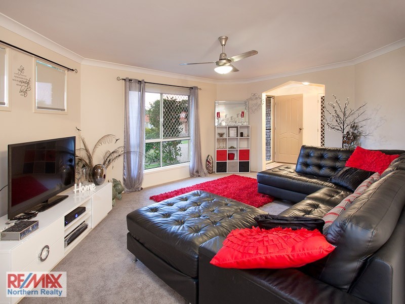 11 Inverary Place, Upper Kedron QLD 4055