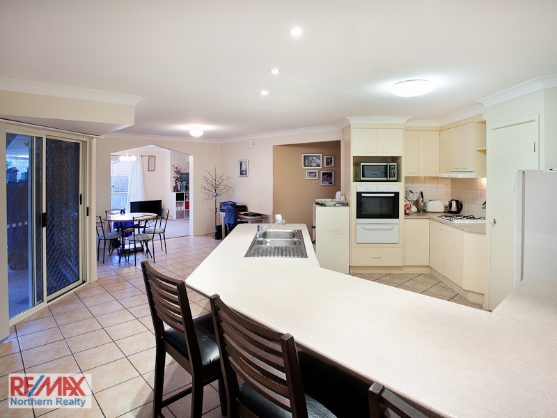 11 Inverary Place, Upper Kedron QLD 4055