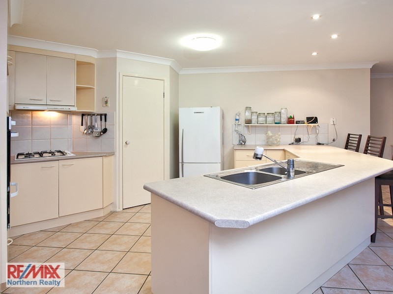 11 Inverary Place, Upper Kedron QLD 4055