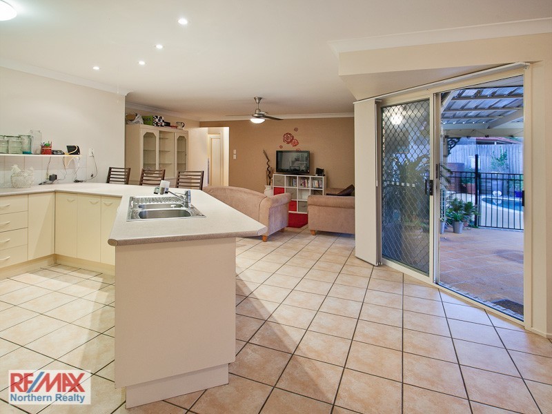 11 Inverary Place, Upper Kedron QLD 4055