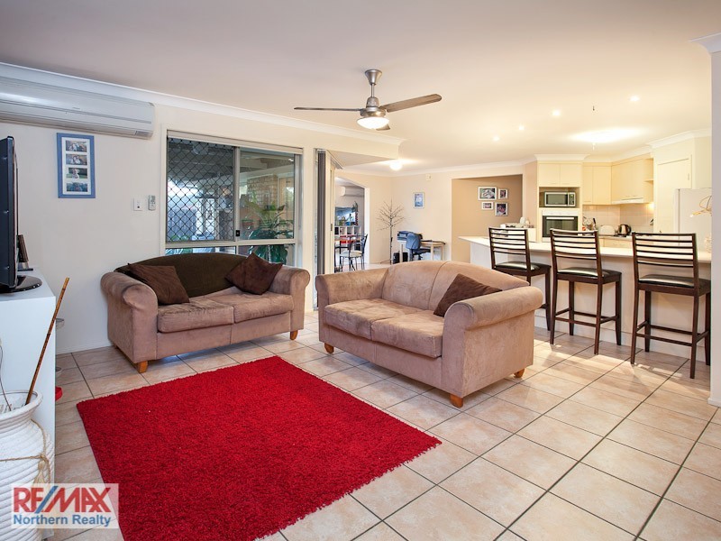 11 Inverary Place, Upper Kedron QLD 4055
