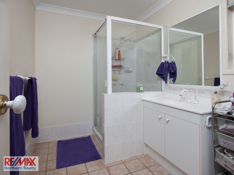 11 Inverary Place, Upper Kedron QLD 4055