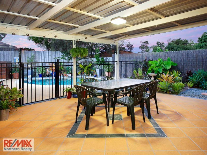 11 Inverary Place, Upper Kedron QLD 4055
