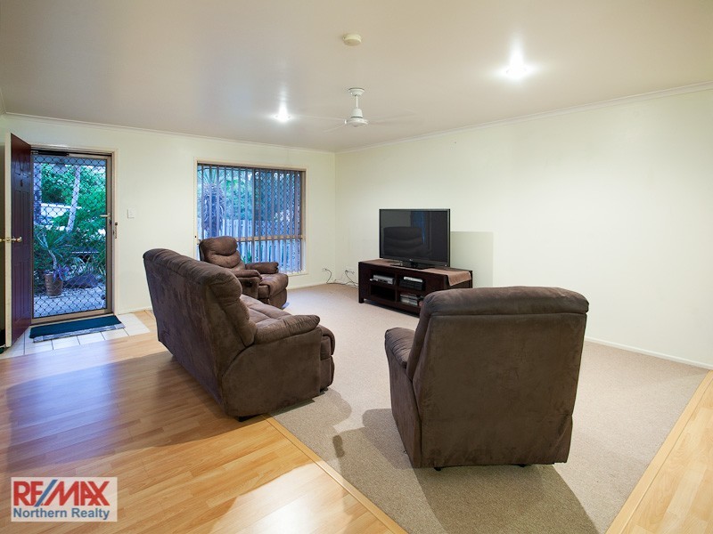 6/3 Rosegum Place, Redbank Plains QLD 4301
