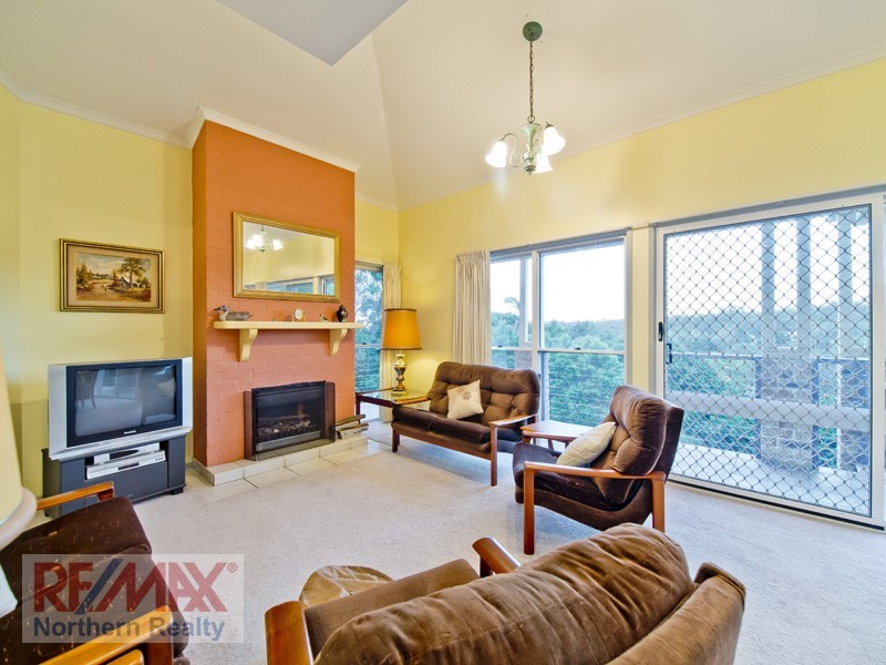 5 Carson Drive, Bunya QLD 4055