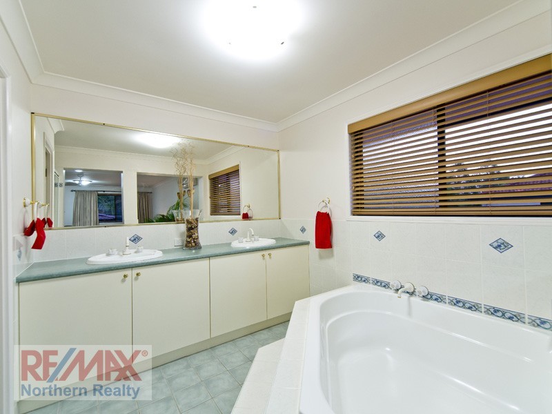 14 Havenwood Court, Albany Creek QLD 4035
