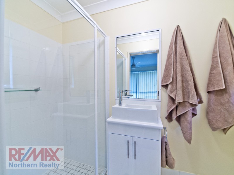 64 THIESS DRIVE, Albany Creek QLD 4035