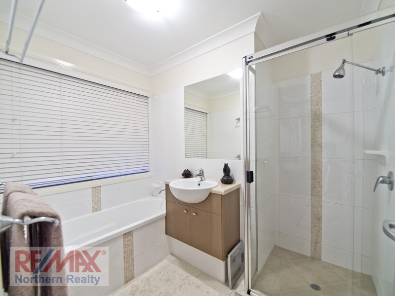 19 Lowai Court, Albany Creek QLD 4035