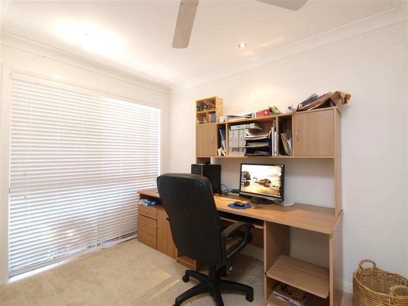 19 Lowai Court, Albany Creek QLD 4035