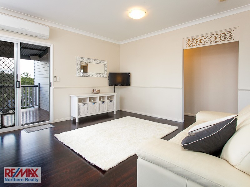 5 Fairy Place, Eatons Hill QLD 4037