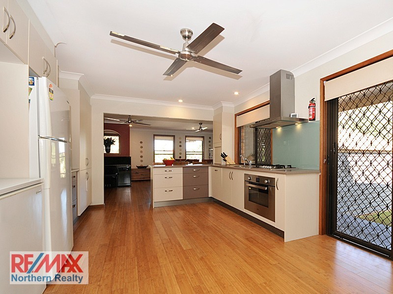 142 Faheys Rd West, Albany Creek QLD 4035