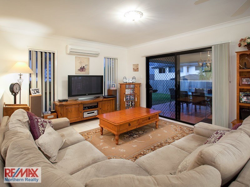 29 Oakwood Road, Warner QLD 4500