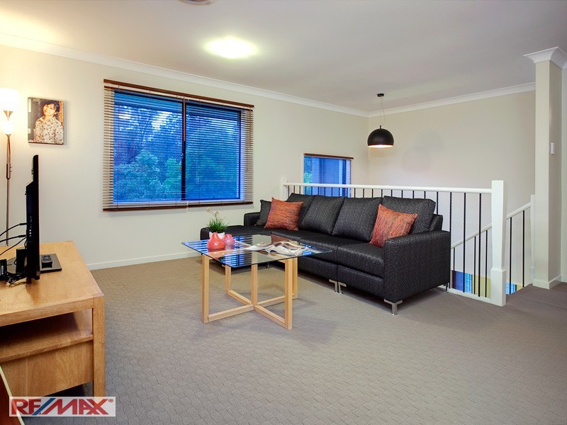 15 Rivergum Drive, Eatons Hill QLD 4037