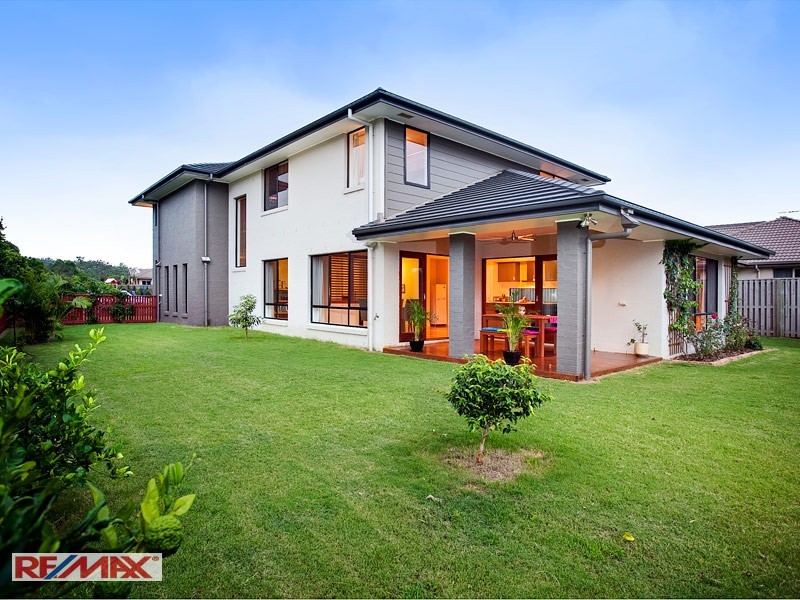 15 Rivergum Drive, Eatons Hill QLD 4037
