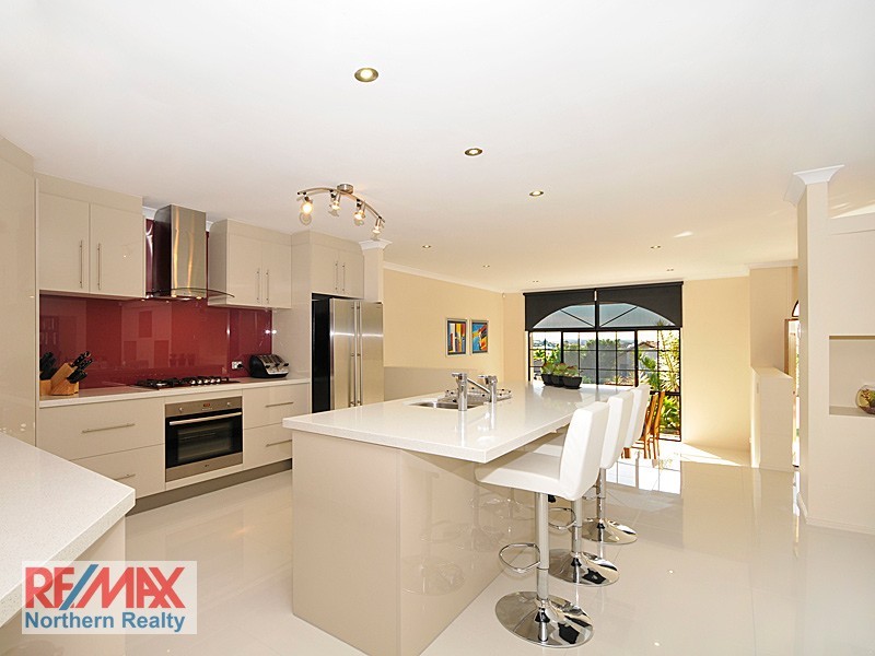 8 Black Bean Court, Albany Creek QLD 4035