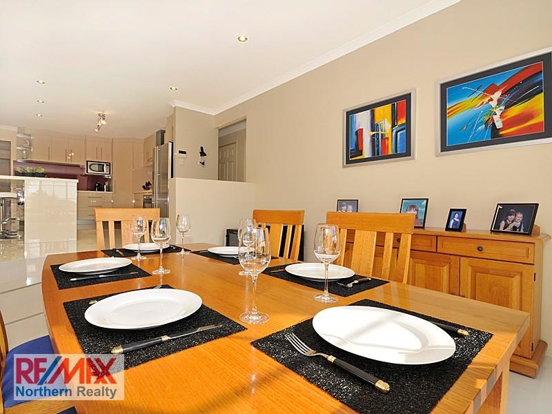 8 Black Bean Court, Albany Creek QLD 4035