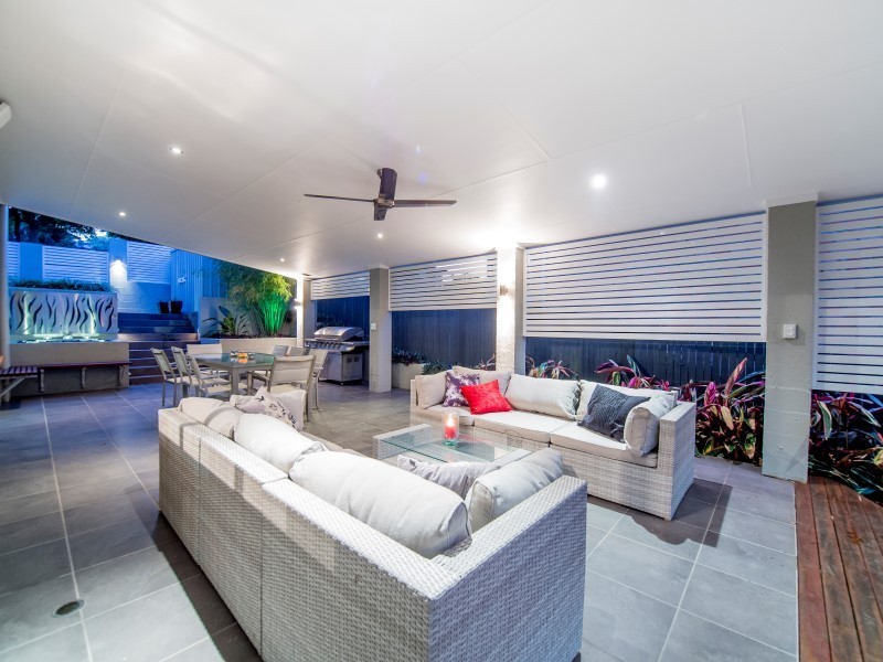 8 Wivenhoe Avenue, Albany Creek QLD 4035