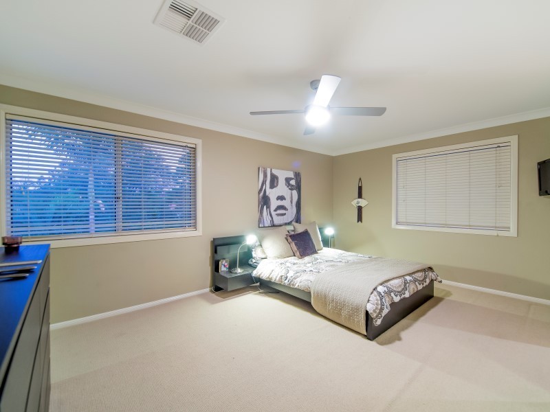 8 Wivenhoe Avenue, Albany Creek QLD 4035