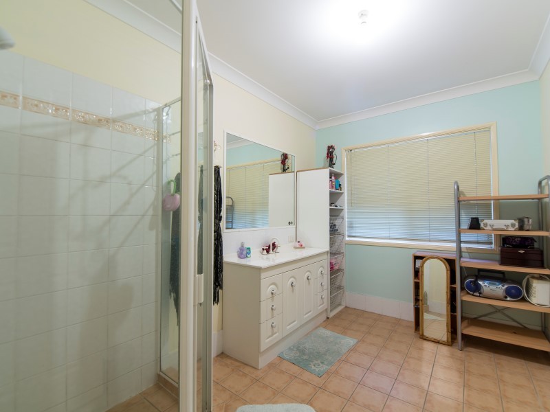 17 Brian Morrison Drive, Albany Creek QLD 4035