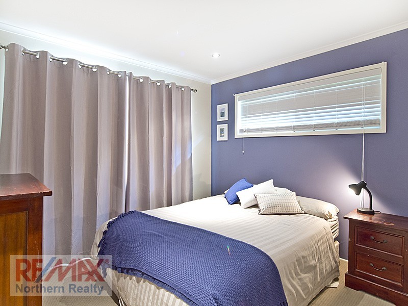 68 DANDENONG ROAD, Jamboree Heights QLD 4074