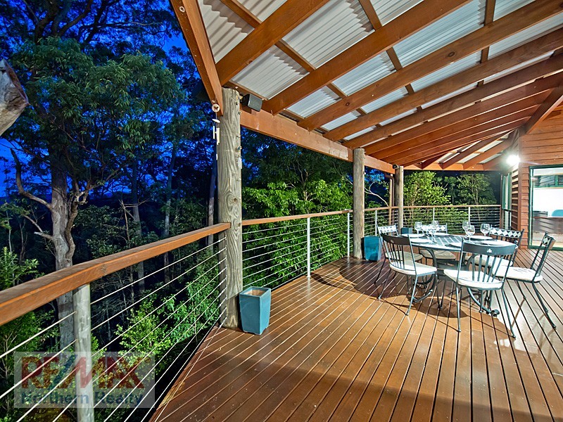 42 Lascelle Ct, Eatons Hill QLD 4037