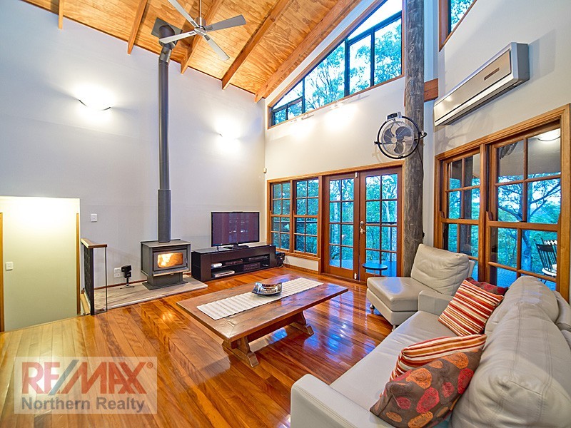 42 Lascelle Ct, Eatons Hill QLD 4037