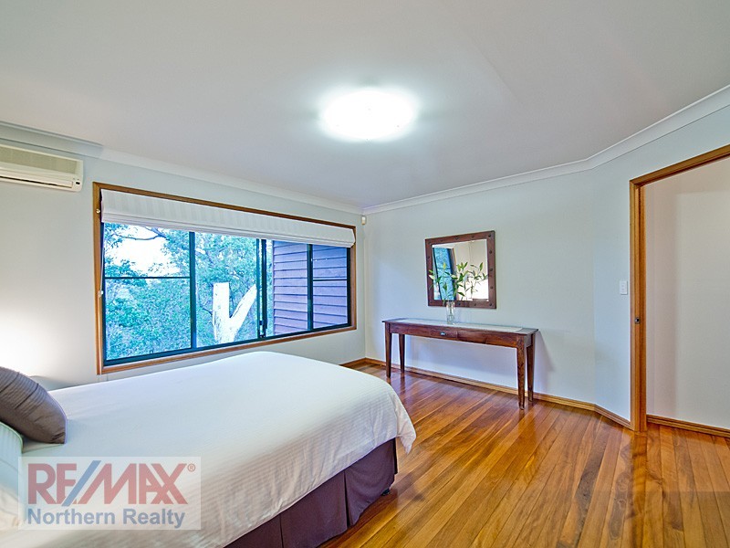 42 Lascelle Ct, Eatons Hill QLD 4037