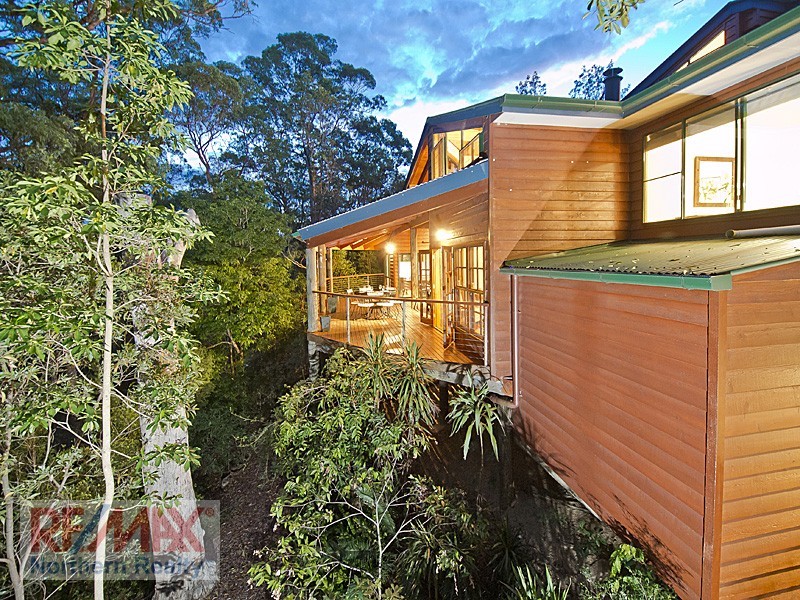 42 Lascelle Ct, Eatons Hill QLD 4037