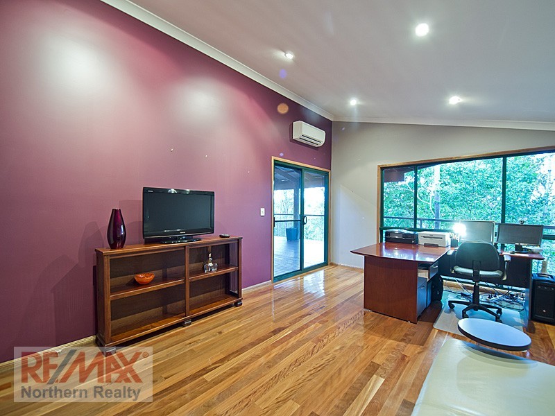 42 Lascelle Ct, Eatons Hill QLD 4037