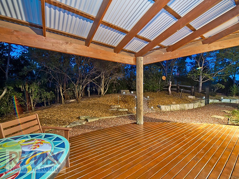 42 Lascelle Ct, Eatons Hill QLD 4037