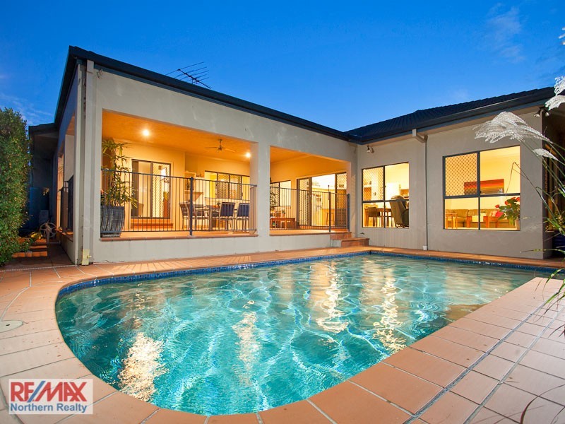 21 Country Club Drive, Albany Creek QLD 4035