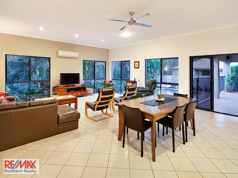 21 Country Club Drive, Albany Creek QLD 4035