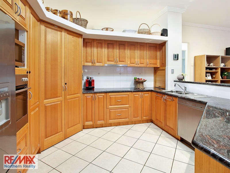 21 Country Club Drive, Albany Creek QLD 4035