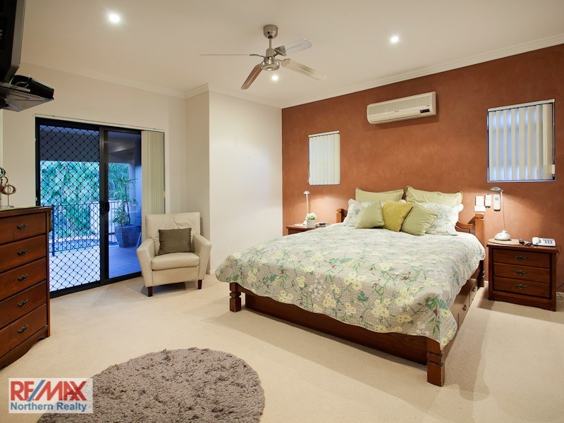 21 Country Club Drive, Albany Creek QLD 4035