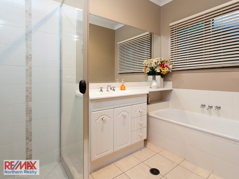 20 Kurrajong Circuit, North Lakes QLD 4509