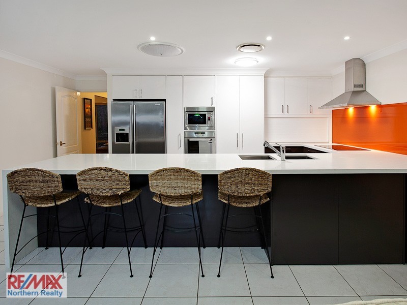 16 Yellow Button Close, Warner QLD 4500