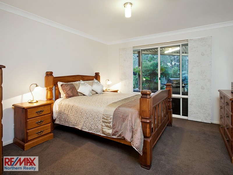 16 Yellow Button Close, Warner QLD 4500